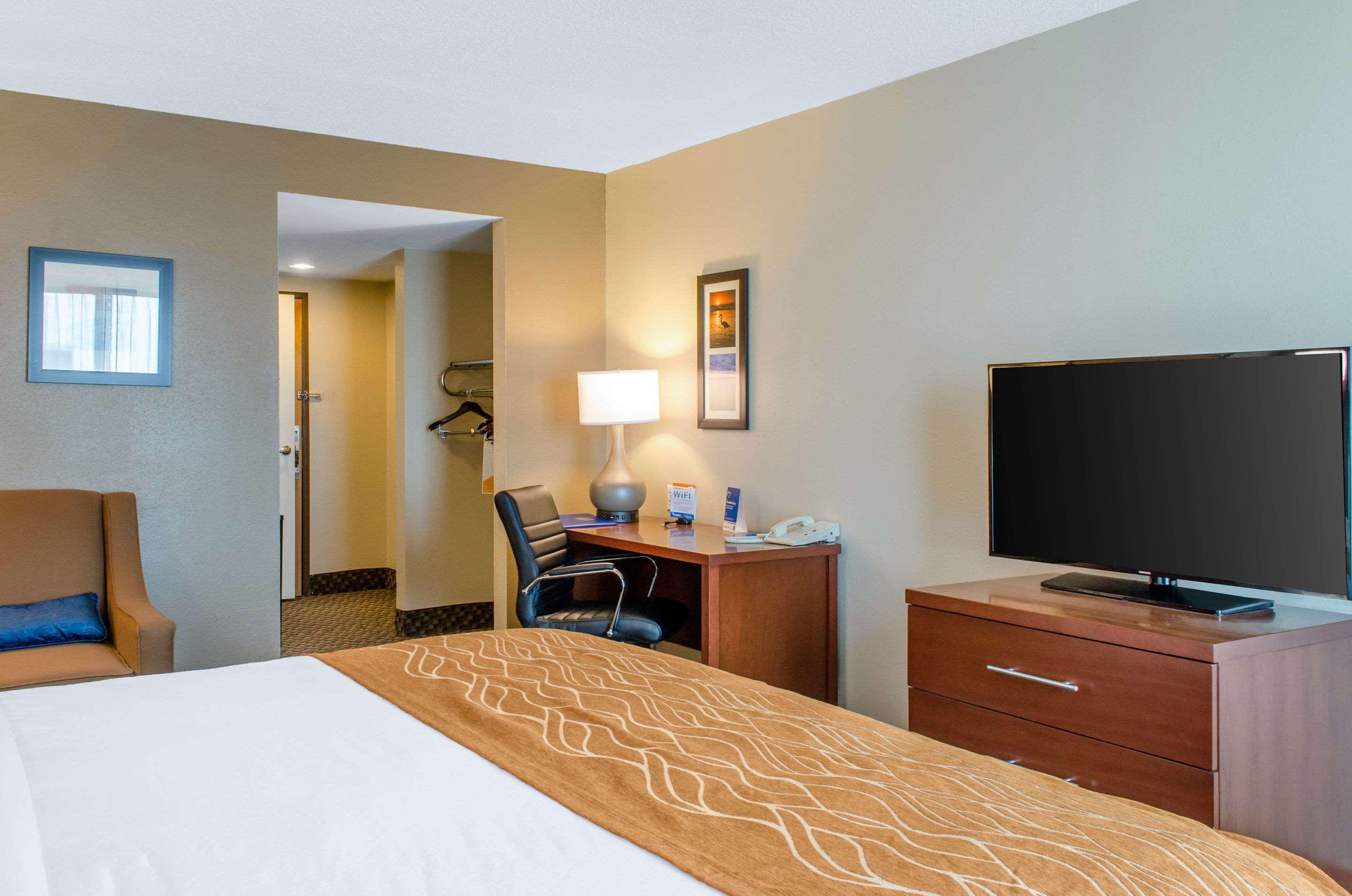 Comfort Inn & Suites Biloxi D'Iberville Extérieur photo